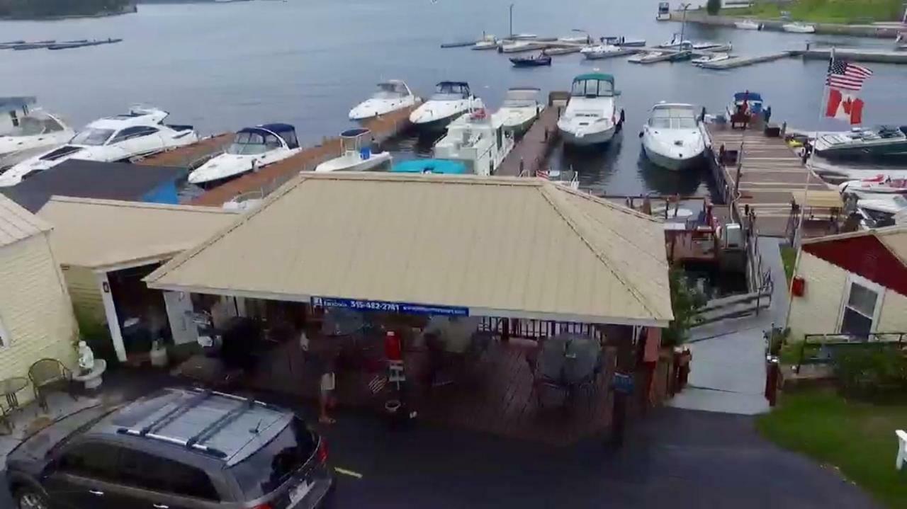 Hills Motel & Marina Alexandria Bay Exteriör bild
